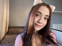 arilaviee exclusive onlyfans leaked nudes